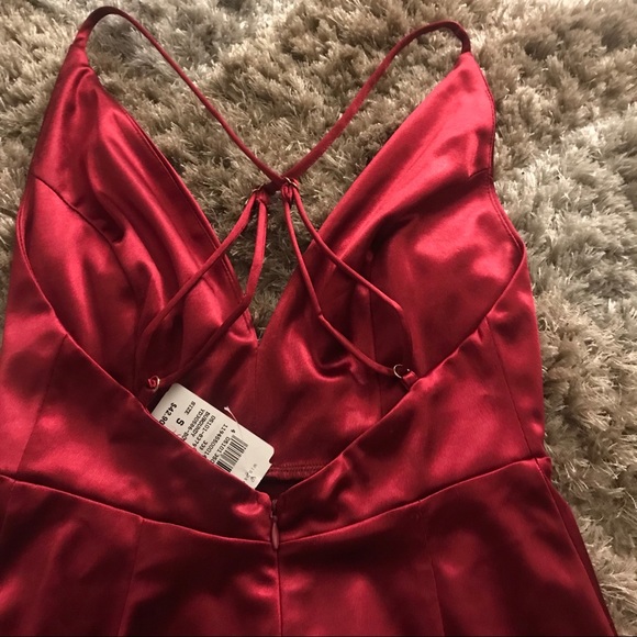 NWT S Windsor satin red dress - Picture 3 of 4